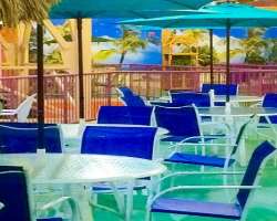 Mouth-wetting cuisine is also served inside the park to make your trip complete.